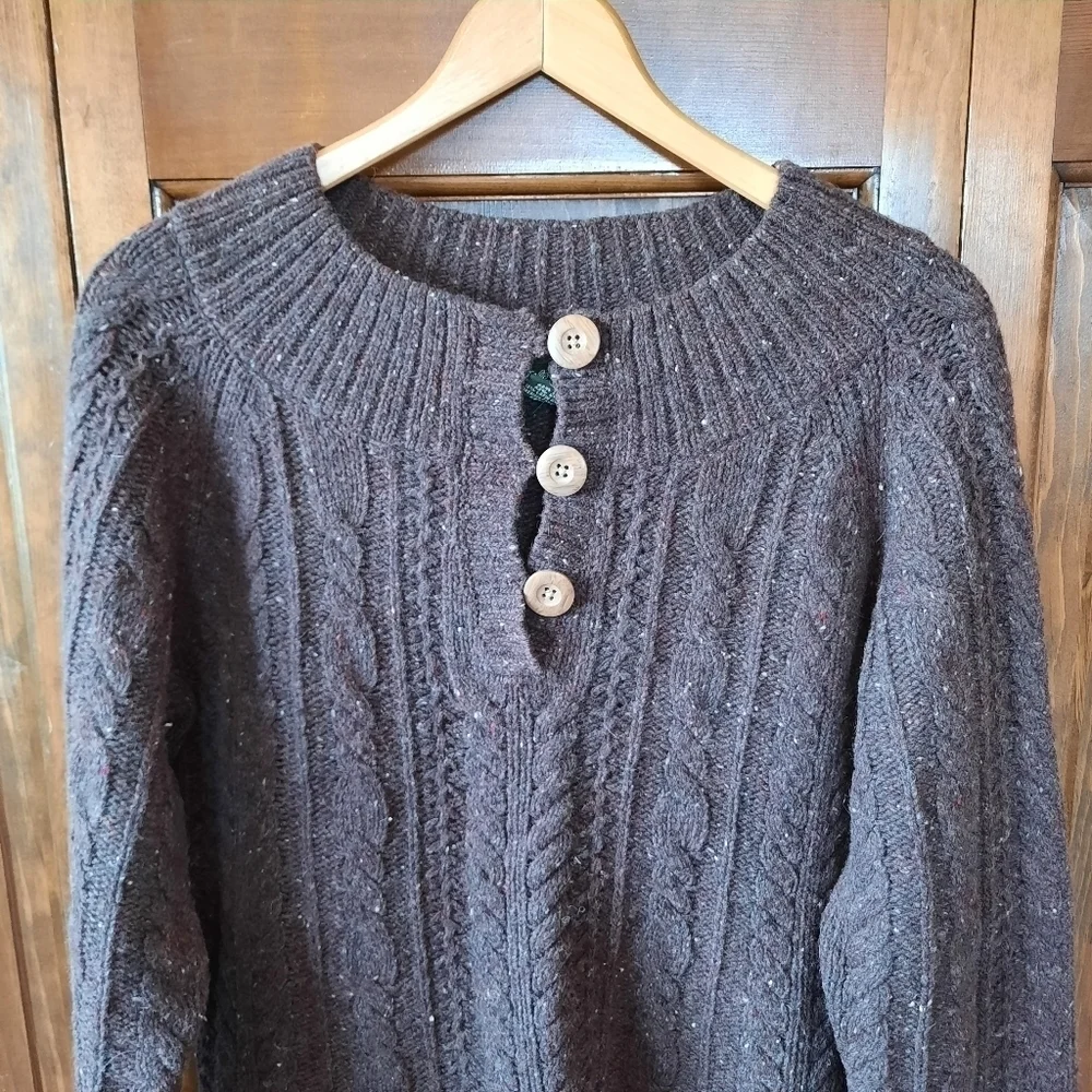 Eddie Bauer wool angora blend brown chunky cable knit crewneck sweater